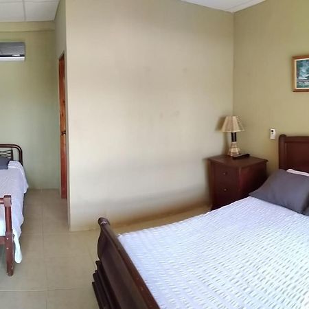 Cucube Hotel Ayangue Esterno foto